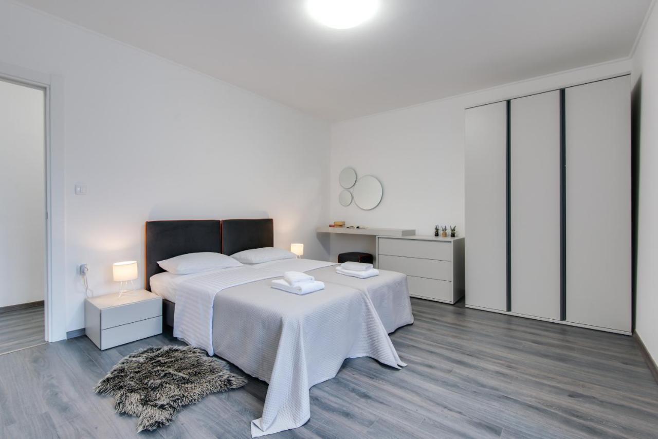Apartments Sherri Rijeka Buitenkant foto